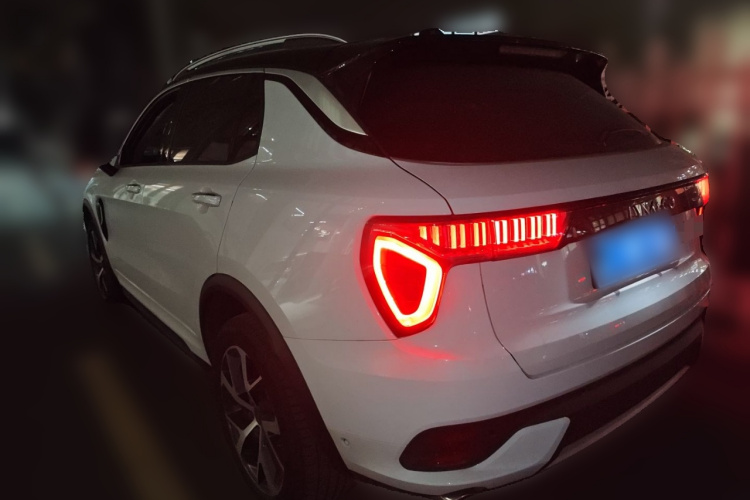 领克01 2017款 2.0T 四驱劲Pro版车身外观6003