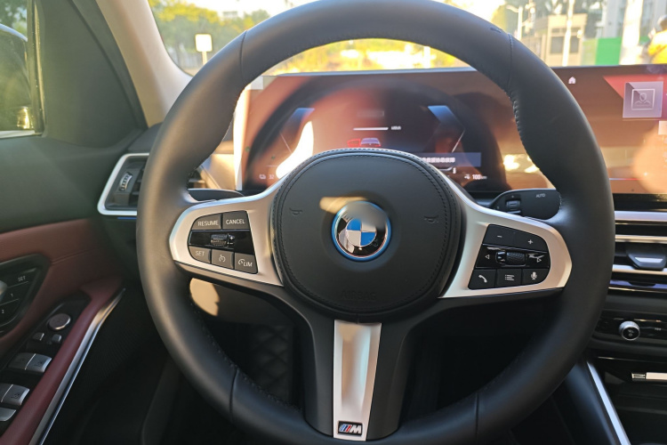 宝马i3 2022款 eDrive 35 L局部细节13