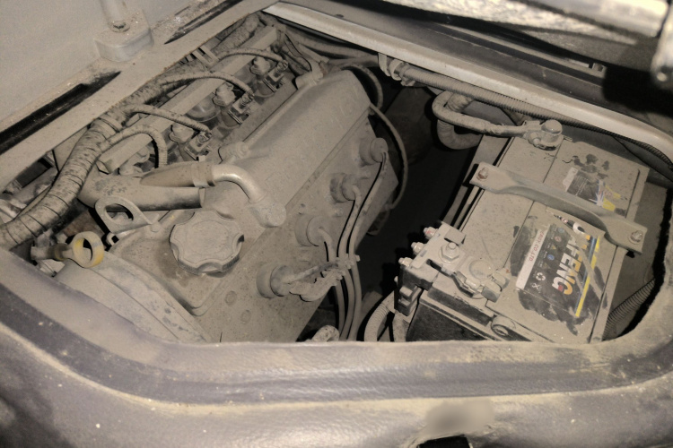 金杯 新海狮X30L CNG 2018款 1.5L财富版天然气车客车SWFC15局部细节9007