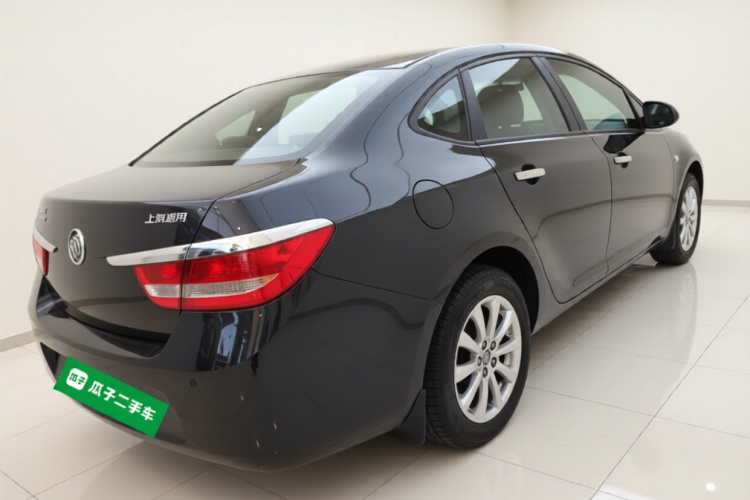 别克 英朗 2013款 GT 1.6L 自动时尚版车身外观7