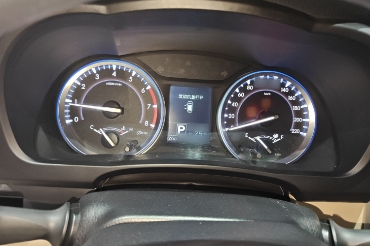 丰田 汉兰达 2017款 2.0T 两驱精英版 5座局部细节14