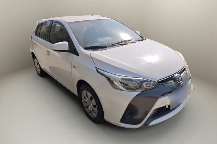 丰田 YARiS L 致炫 2016款 改款 1.5E CVT魅动版车身外观3