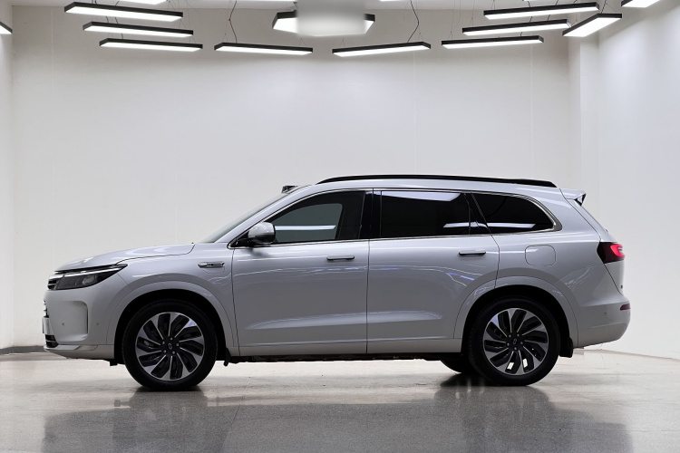 鸿蒙智行 问界M7 2024款 1.5T 智驾四驱Max版 5座车身外观6002