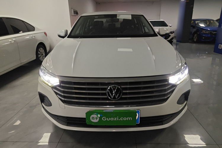 大众 朗逸 2023款 1.5L 自动得逸版车身外观2