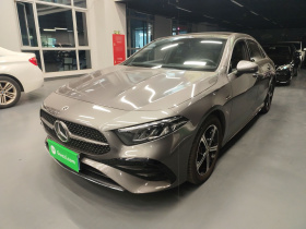 奔驰A级 2024款 A 200 L 时尚型