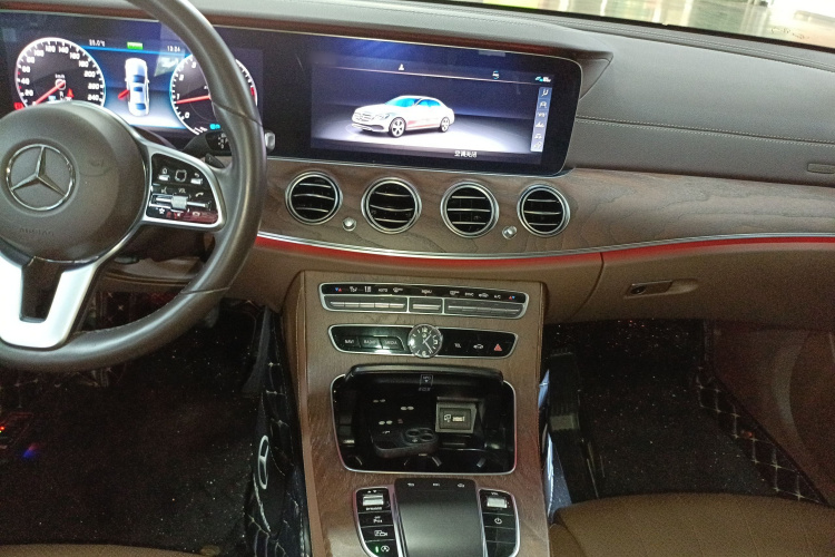 奔驰E级 2020款 改款 E 260 L局部细节16