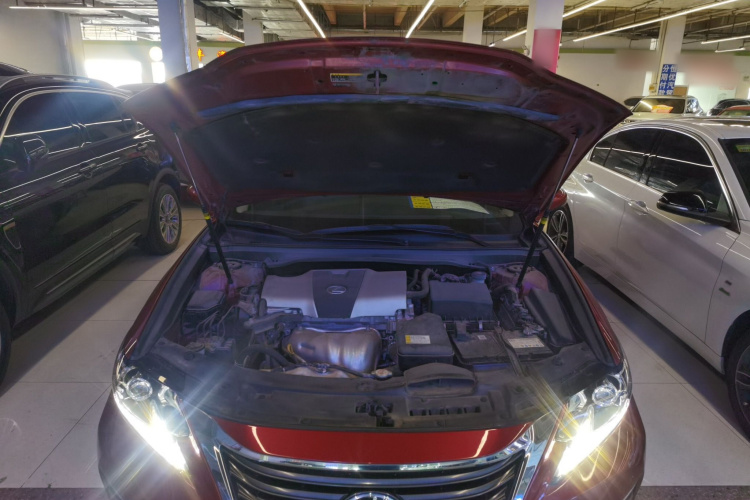 雷克萨斯ES 2015款 200 精英版机舱底盘24