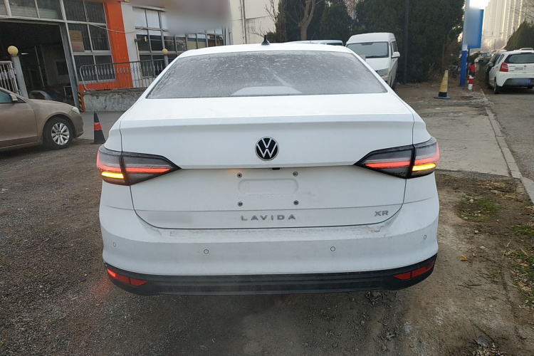 大众 朗逸 2023款 新锐 1.5L 自动新逸版车身外观6