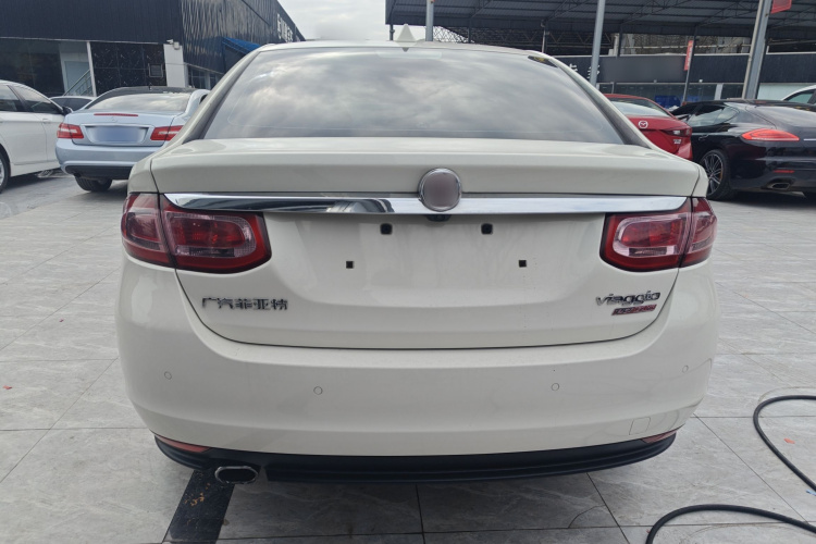 菲亚特 菲翔 2012款 1.4T 自动尊享版车身外观6