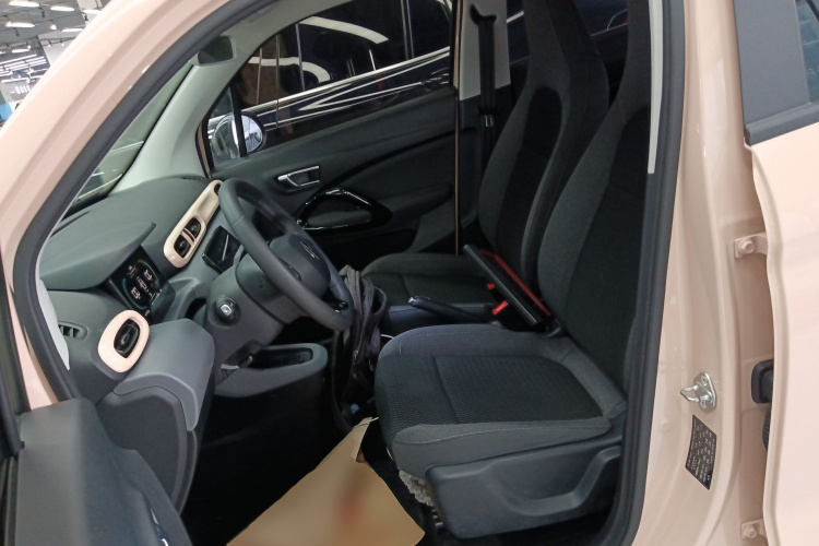 零跑汽车 零跑T03 2020款 400轻享版局部细节19