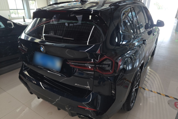 宝马X3 2023款 改款 xDrive30i 领先型 M曜夜套装车身外观6005