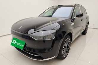 鸿蒙智行 问界M9 2025款 增程 Ultra版 52kWh 6座版