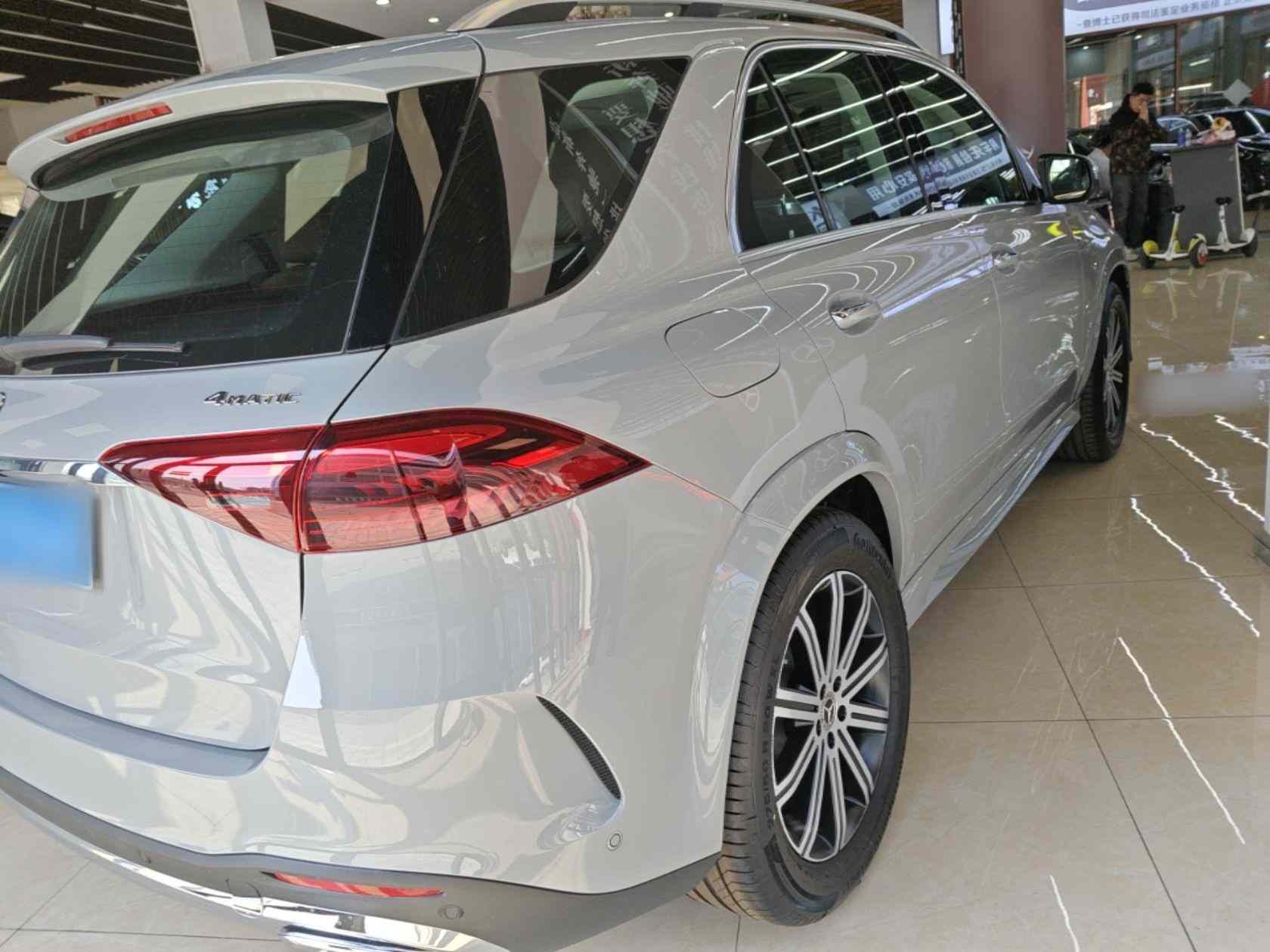 奔驰GLE 2024款 改款 GLE 350 4MATIC 时尚型(5)