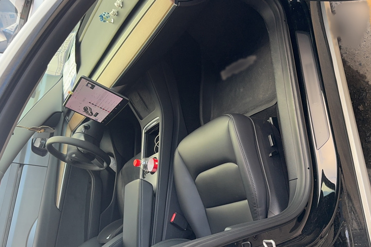 特斯拉 Model 3 2021款 改款 标准续航后驱升级版 3D1中控内饰7002