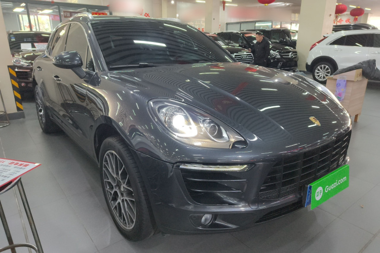 保时捷 2017款  Macan 2.0T车身外观3