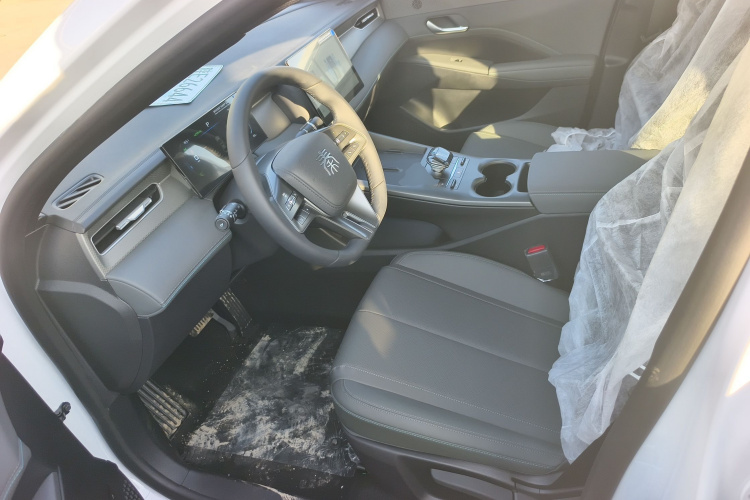 比亚迪 秦PLUS 2025款 DM-i 智驾版 55KM领先型中控内饰19