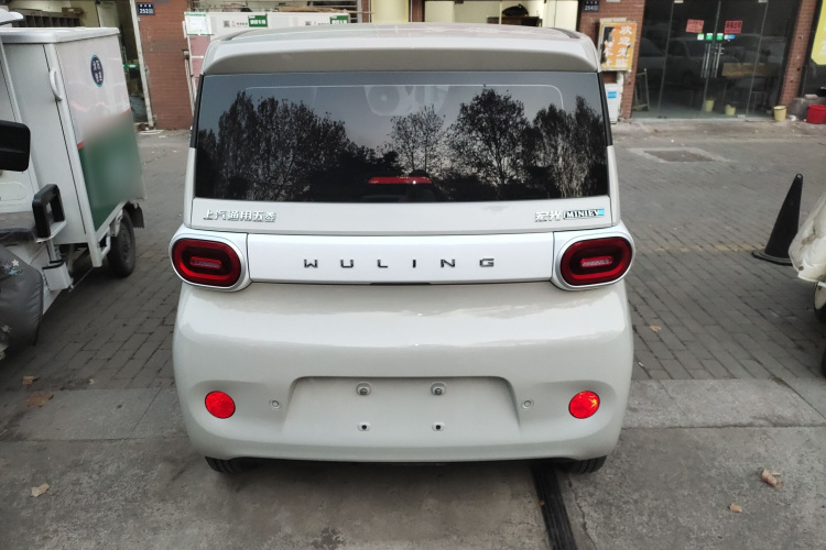 五菱汽车 宏光MINIEV 2024款 第三代 215km 青春版车身外观6