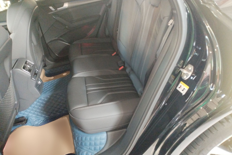 奥迪Q5L 2024款 40 TFSI 豪华动感型中控内饰7004