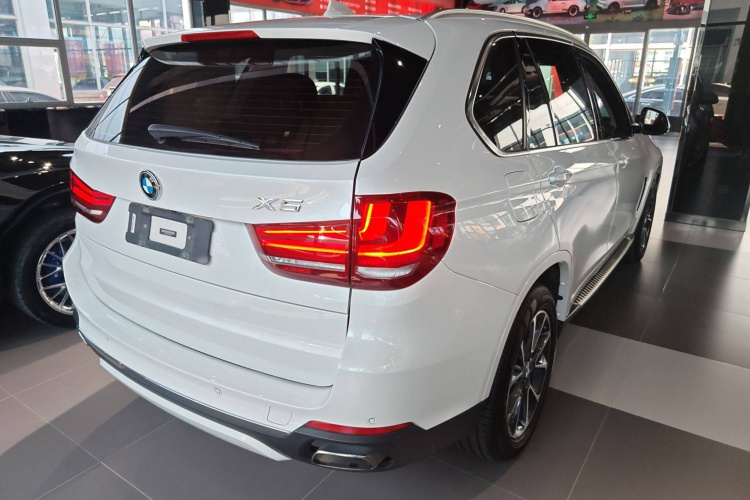 宝马X5(进口) 2017款 xDrive35i 典雅型车身外观6005