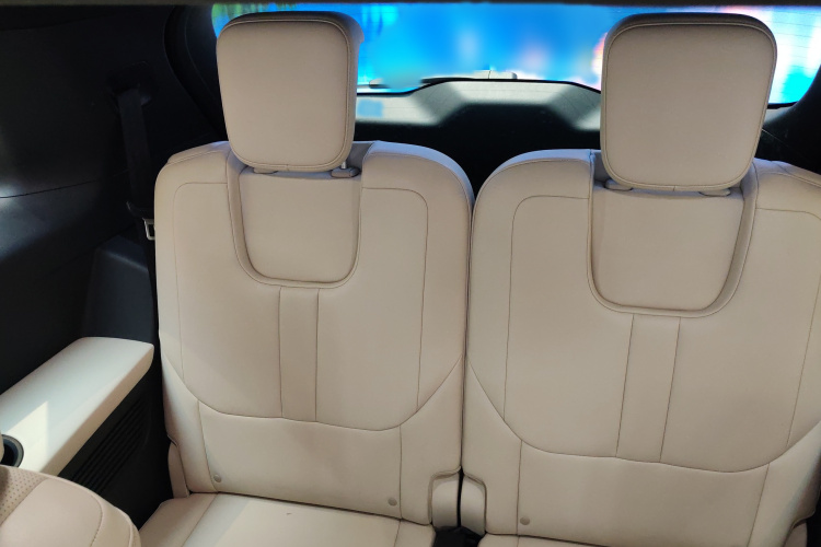 理想汽车 理想ONE 2020款 增程6座版局部细节9003