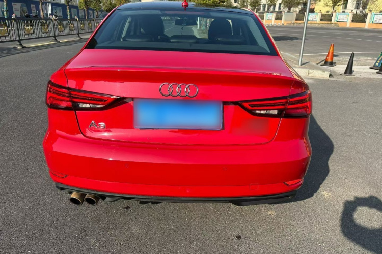 奥迪A3 2018款 30周年年型 Limousine 35 TFSI 进取型车身外观6004