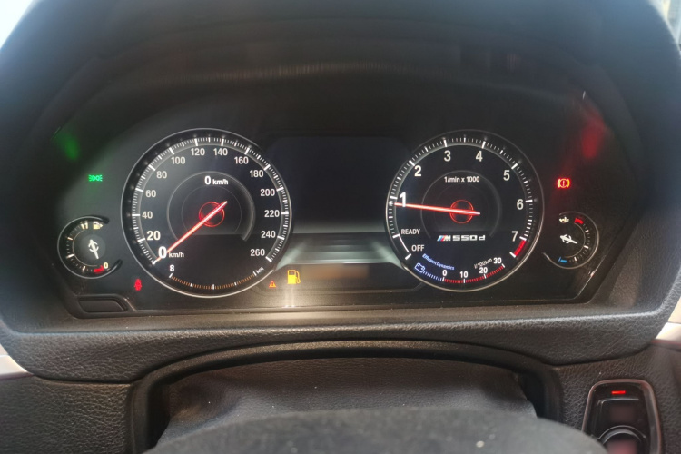 宝马3系 2019款 320i M运动曜夜版局部细节14