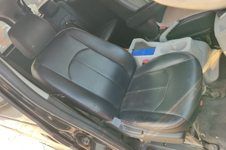 江淮瑞风 瑞风M3 2019款 创客版 1.8L 豪华型局部细节41