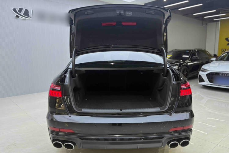 奥迪S6 2020款 S6 2.9T中控内饰7008