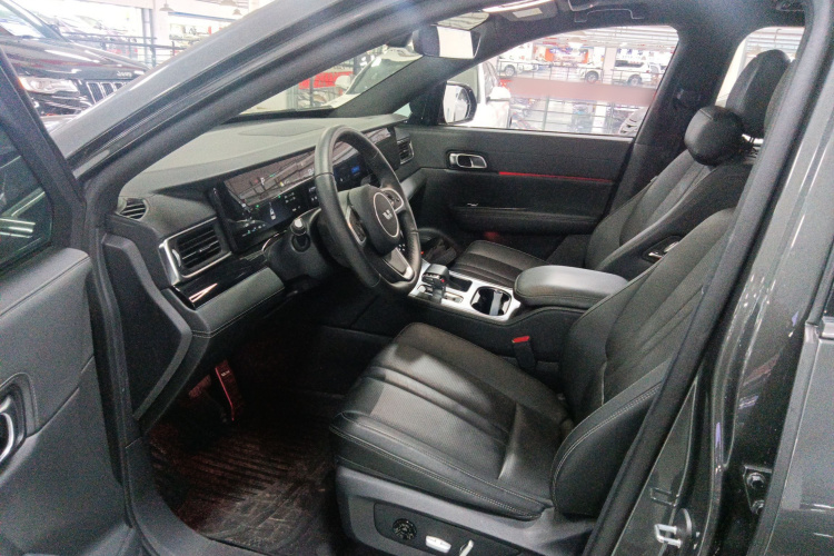 理想汽车 理想ONE 2021款 增程6座版中控内饰19