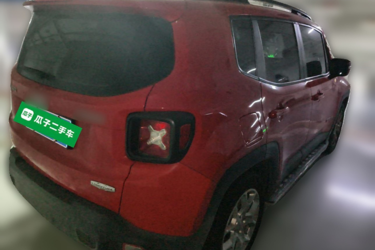 Jeep 自由侠 2018款 互联大屏版 180T 自动劲能版车身外观6005