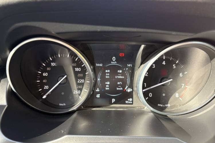 路虎 揽胜极光 2018款 240PS SE 智耀版局部细节14