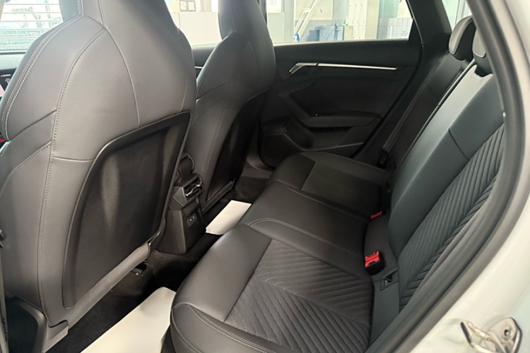 奥迪A3 2023款 改款 Sportback 35 TFSI 时尚致雅型中控内饰7002