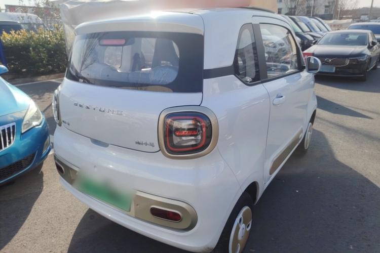 奔腾小马 2026款 222km 萌趣马车身外观7