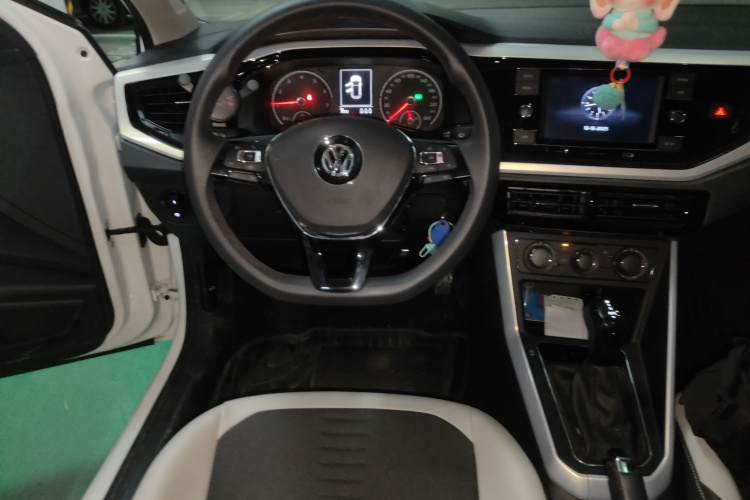 大众 Polo 2019款 Plus 1.5L 自动炫彩科技版中控内饰13