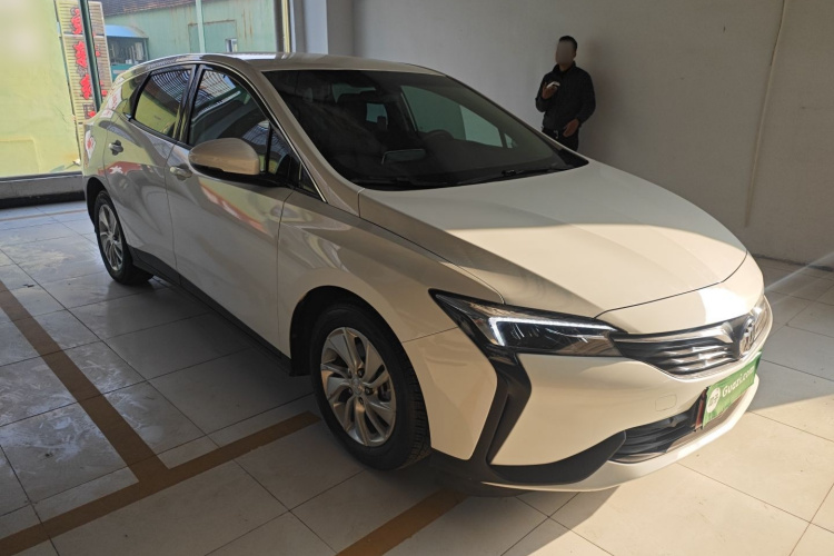 别克 微蓝6 2022款 插电混动 互联共享型车身外观3