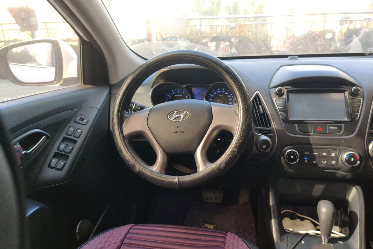 北京现代ix35 2013款 2.0L 自动两驱舒适型GL 国IV局部细节13