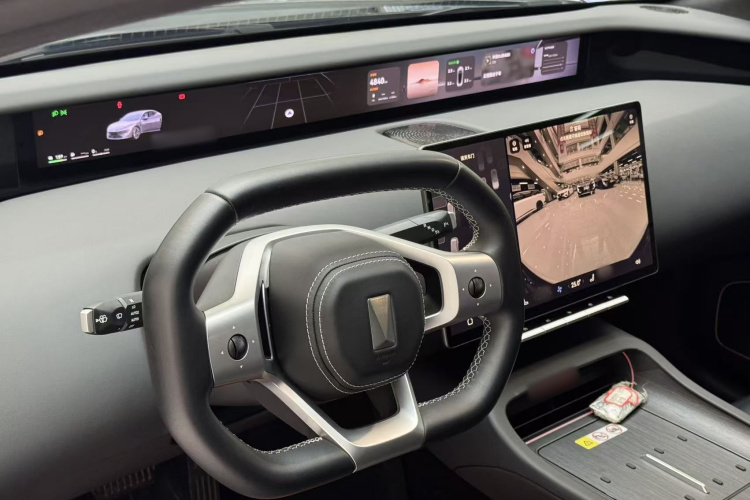 阿维塔12 2025款 Ultra增程版中控内饰7003