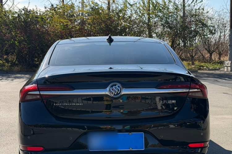 别克 君越 2022款 Avenir艾维亚 先享型车身外观6006