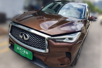 英菲尼迪QX50 2020款 改款 2.0T 四驱菁英版