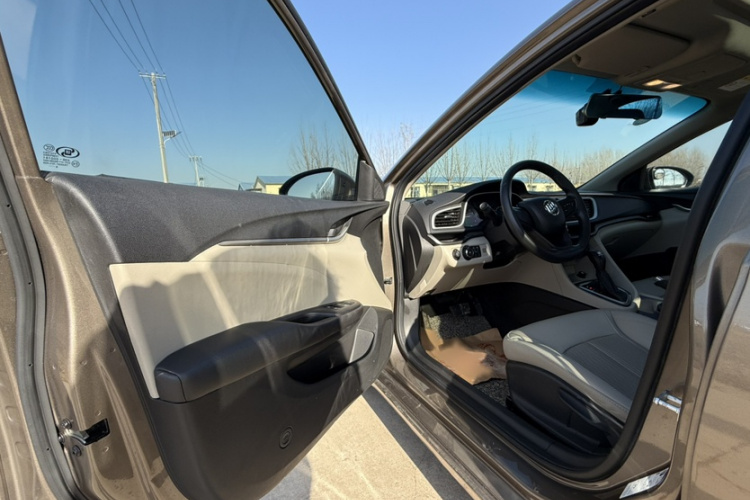 别克 英朗 2016款 15N 自动精英型中控内饰7005