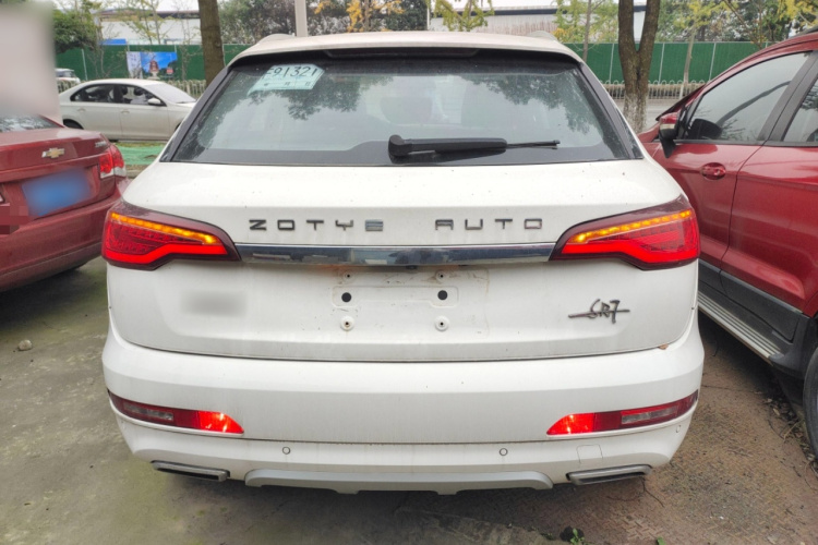 众泰SR7 2016款 1.5T CVT魔方之路版 国V车身外观6