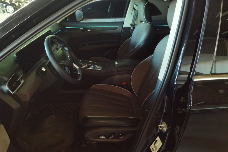 福特 领裕 2023款 EcoBoost 225 尊领型 7座（2/2/3）中控内饰19