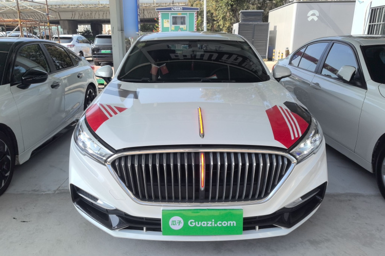 红旗H5 2020款 1.5T DCT旗韵版车身外观2