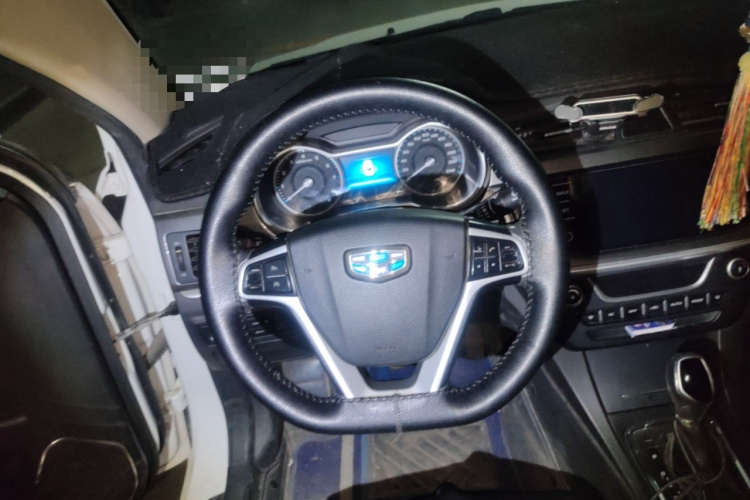 吉利汽车 帝豪 2017款 三厢百万款 1.5L CVT向上版局部细节13