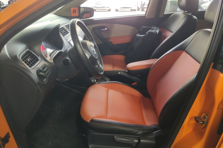 大众 2012款 1.6L Cross Polo AT局部细节19