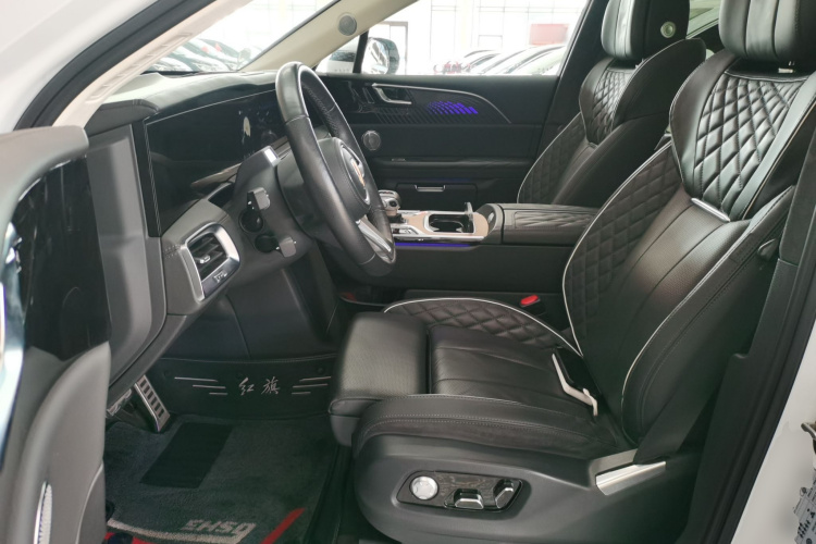 红旗E-HS9 2022款 660km 旗领版 四座中控内饰19