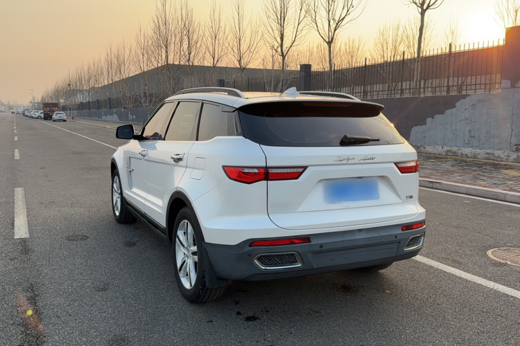 众泰T700 2017款 1.8T 双离合尊贵型贺岁版车身外观6005