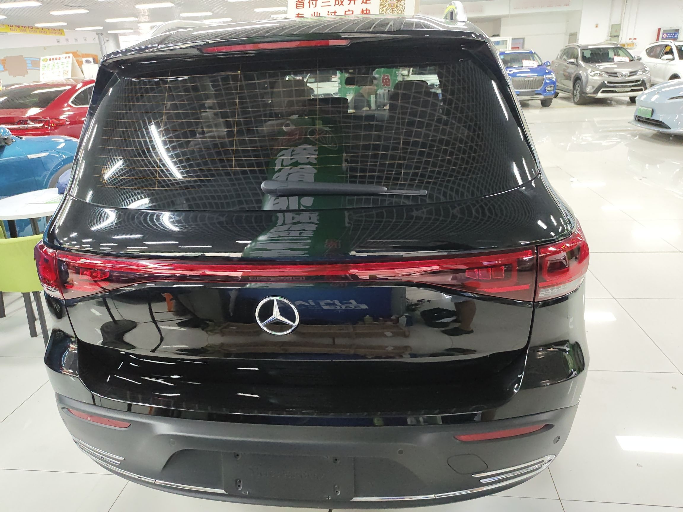 奔驰EQB 2022款 EQB 260