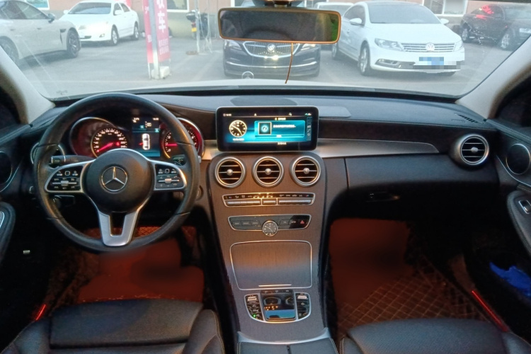 奔驰C级 2019款 C 260 L中控内饰7002