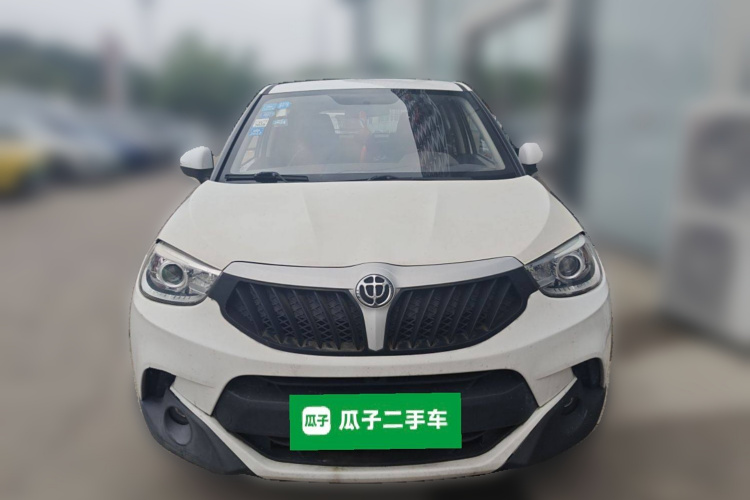 中华V3 2016款 1.5L 自动舒适型车身外观6001